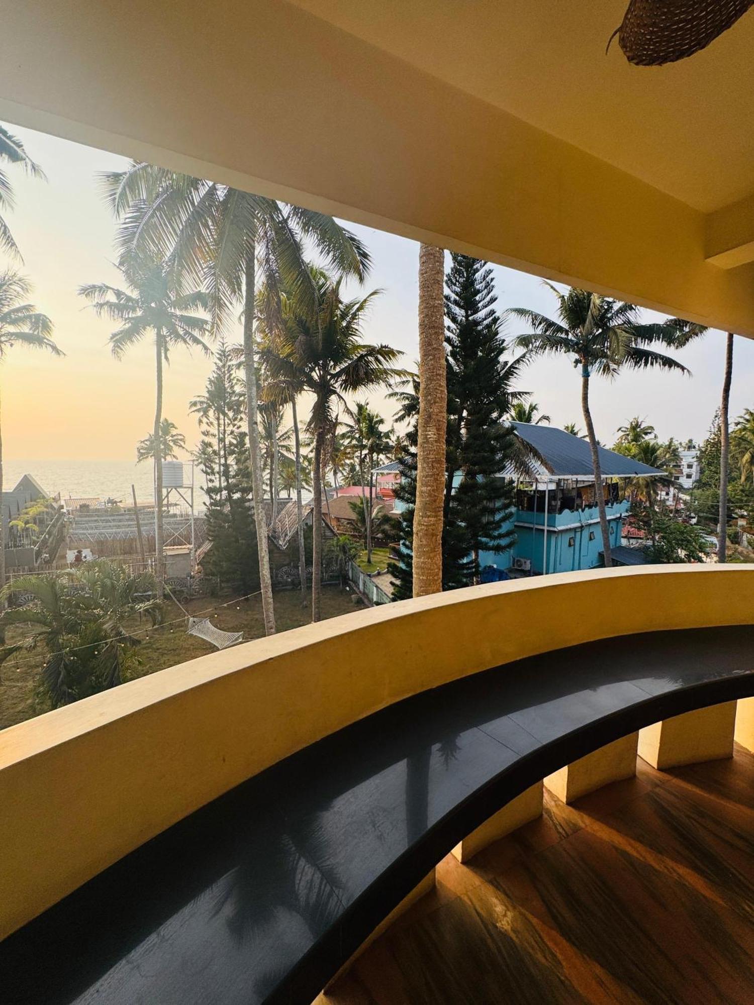 Beach View Balcony Resort By Hello 瓦尔卡拉 外观 照片